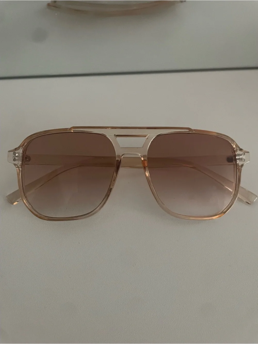 Women's Clear Pink Gradient Lens Fashion Aviator Glasses